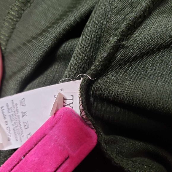 Army Green Unbranded One Piece Belted Jumpsuit *Medium/Large* see Measurements - Picture 5 of 6